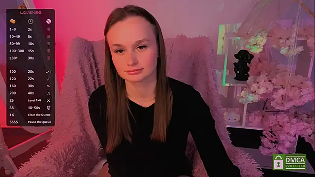 Lara Vest online show from September 26, 1:59 pm