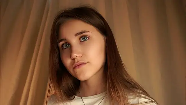 Snapshot of EthalFlowers chatting on September 20, 12:55 am EthalFlowers online show from September 20, 12:55 am