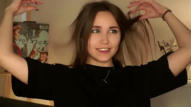 Snapshot of EthalFlowers chatting on October 21, 5:19 am EthalFlowers online show from October 21, 5:19 am