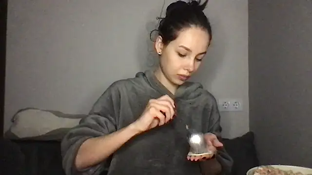 Yuna5343 online show from January 10, 8:54 pm