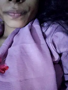 Snapshot of Nancy-queen chatting on April 3, 6:17 pm Nancy-queen online show from April 3, 6:17 pm