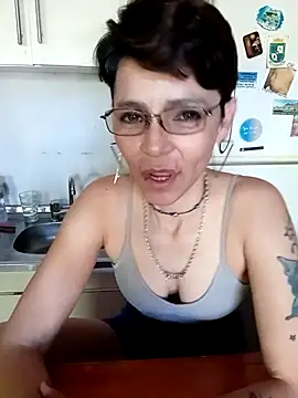 Lulypsicologasexual online show from October 1, 6:36 pm