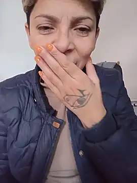 Lulypsicologasexual online show from May 25, 6:47 pm