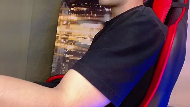 alexgiraldo   online show from May 9, 1:49 pm
