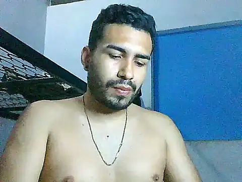 Snapshot of Alessandrogrey chatting on October 5, 4:22 am Alessandrogrey online show from October 5, 4:22 am