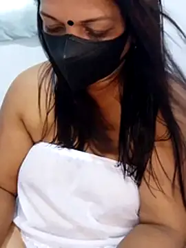 Madu HotSL online show from October 28, 4:05 am