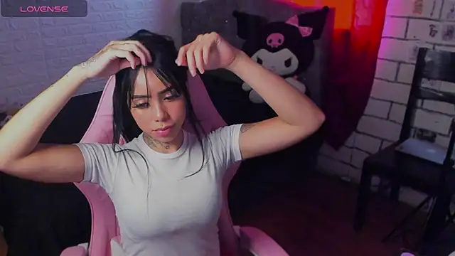 babee 04 online show from November 6, 8:10 pm