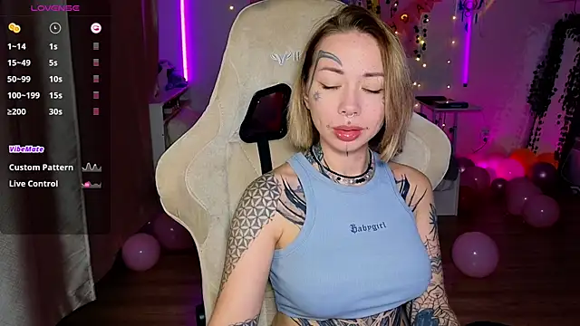 Snapshot of bunnykellyyy chatting on October 30, 7:03 pm bunnykellyyy online show from October 30, 7:03 pm