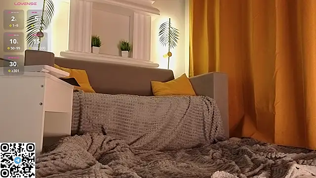 odelynbrower online show from February 3, 2:53 am