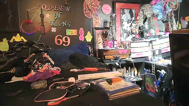 Snapshot of Splash_Queen420 chatting on March 2, 5:08 am Splash Queen420 online show from March 2, 5:08 am