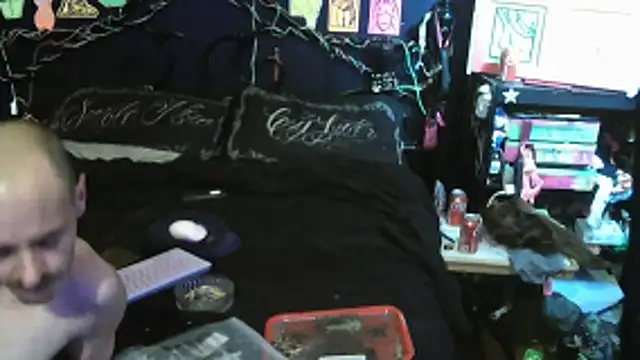 Snapshot of Splash_Queen420 chatting on March 31, 2:46 am Splash Queen420 online show from March 31, 2:46 am