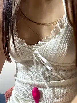 Snapshot of SiennaQueen18 chatting on October 8, 5:27 am SiennaQueen18 online show from October 8, 5:27 am