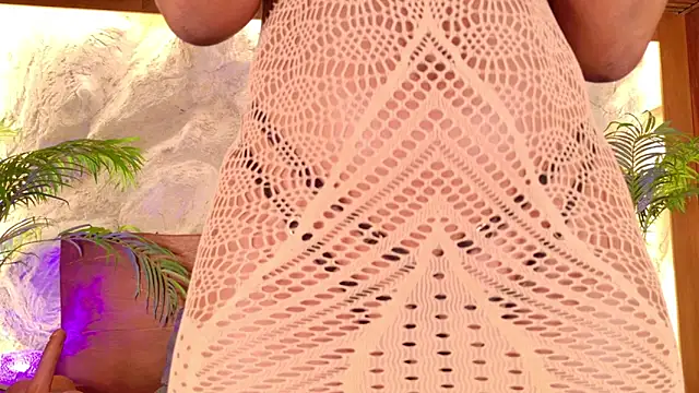 alisonn moon online show from February 17, 10:38 pm