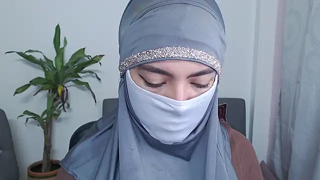 jade nassar online show from November 18, 12:42 pm