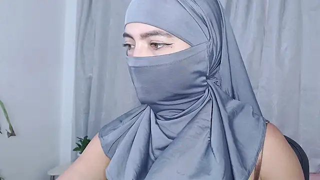 jade nassar online show from May 18, 12:18 am