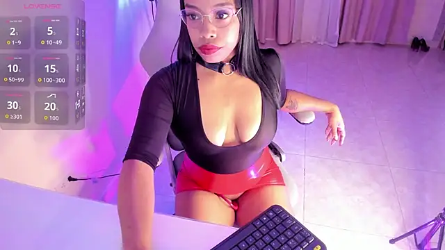 Snapshot of Georgina-Mtz chatting on March 24, 10:15 pm Georgina-Mtz online show from March 24, 10:15 pm