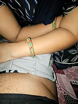 indianhotwife639 online show from November 21, 5:22 pm