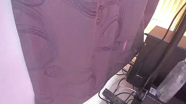 Snapshot of Mila_grace_ chatting on February 27, 6:41 pm Mila grace online show from February 27, 6:41 pm