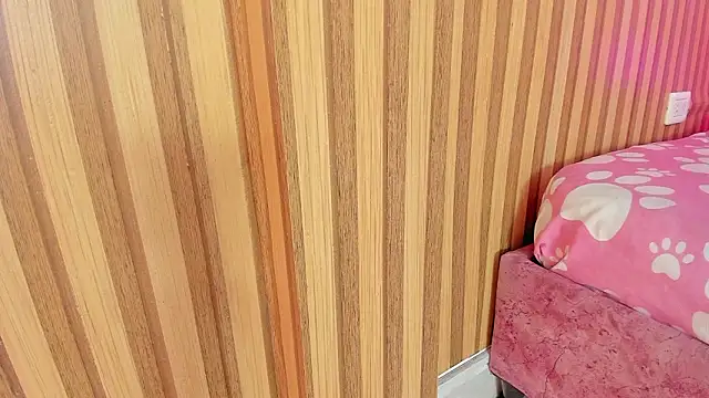 Snapshot of Mila_grace_ chatting on March 6, 6:37 pm Mila grace online show from March 6, 6:37 pm