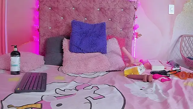 Snapshot of Mila_grace_ chatting on March 10, 6:35 pm Mila grace online show from March 10, 6:35 pm