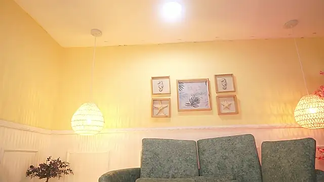 Snapshot of LoonaNyx chatting on September 24, 11:35 am LoonaNyx online show from September 24, 11:35 am