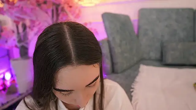 Snapshot of LoonaNyx chatting on October 11, 11:36 pm LoonaNyx online show from October 11, 11:36 pm