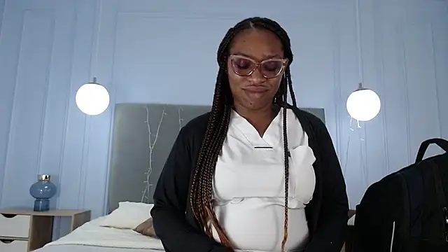 Snapshot of NatashaSilver chatting on September 22, 2:30 pm NatashaSilver online show from September 22, 2:30 pm