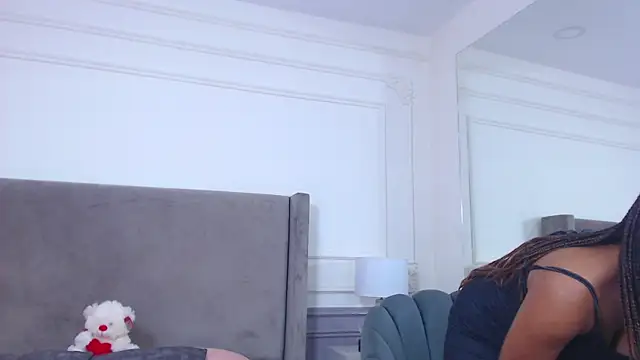 Snapshot of NatashaSilver chatting on October 17, 2:19 pm NatashaSilver online show from October 17, 2:19 pm