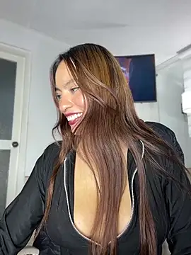 Adarha Ramirez online show from May 16, 6:21 am