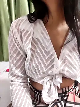 Shalu G online show from April 24, 4:15 am
