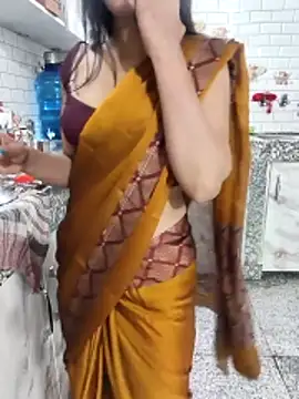 Shalu G online show from May 12, 4:15 pm