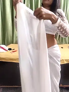 Shalu G online show from May 13, 4:26 pm