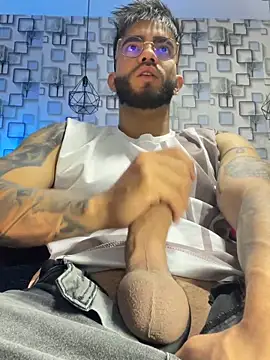 Snapshot of King_Draven3 chatting on March 14, 7:19 pm King Draven3 online show from March 14, 7:19 pm