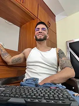 Snapshot of King_Draven3 chatting on July 30, 12:26 pm King Draven3 online show from July 30, 12:26 pm