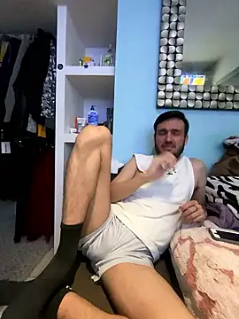 Alexitho25 online show from January 6, 8:40 am