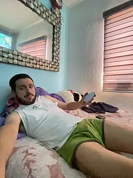 Alexitho25 online show from May 1, 9:19 pm