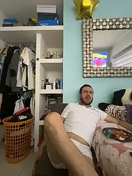 Alexitho25 online show from May 4, 10:06 pm