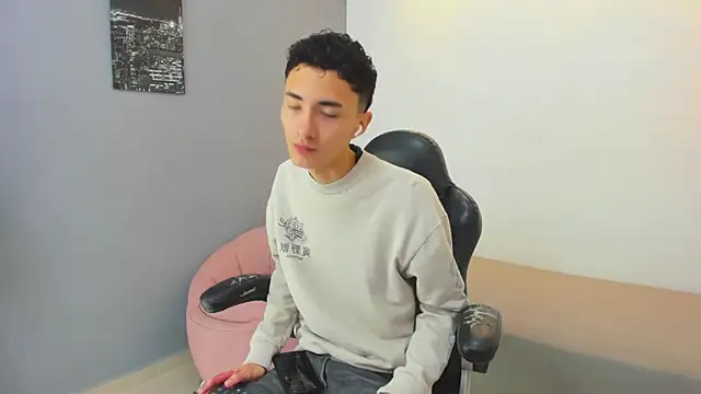 Snapshot of ritchie_alameda chatting on September 9, 11:21 am ritchie alameda online show from September 9, 11:21 am