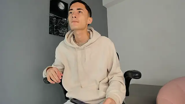 Snapshot of ritchie_alameda chatting on October 2, 12:12 pm ritchie alameda online show from October 2, 12:12 pm