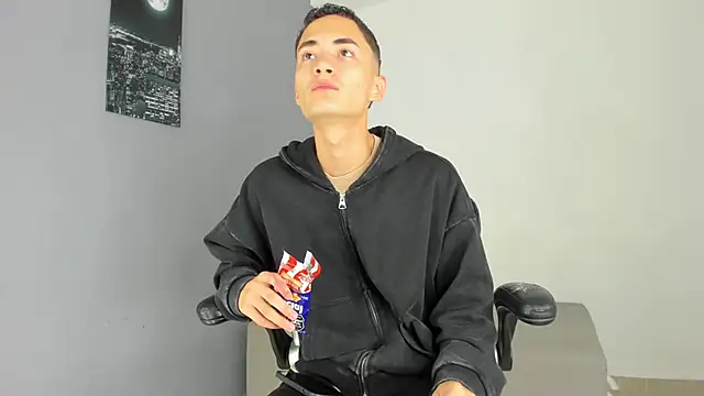 Snapshot of ritchie_alameda chatting on October 11, 11:31 am ritchie alameda online show from October 11, 11:31 am