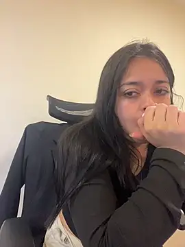 Emily Rivers  online show from March 20, 1:49 pm