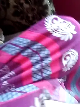 Snapshot of indiancouple659 chatting on March 19, 7:56 am indiancouple659 online show from March 19, 7:56 am