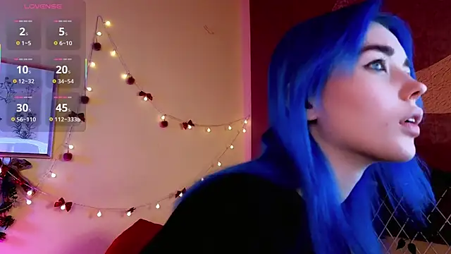 Kiara Dream online show from December 13, 8:25 pm