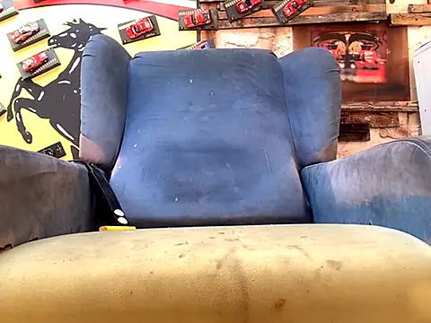 Snapshot of lovehairymature90 chatting on September 26, 3:49 pm lovehairymature90 online show from September 26, 3:49 pm