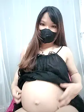 Snapshot of _Wendy- chatting on October 13, 1:05 am  Wendy- online show from October 13, 1:05 am