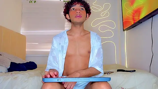 Aaron Wiinter online show from September 23, 8:34 pm