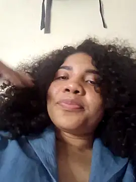 Snapshot of madelene chatting on March 3, 1:31 am madelene online show from March 3, 1:31 am