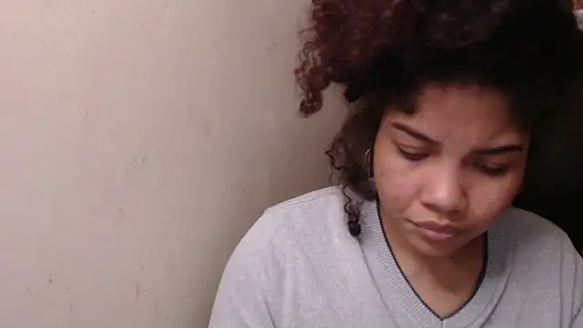 Snapshot of madelene chatting on September 25, 11:30 pm madelene online show from September 25, 11:30 pm