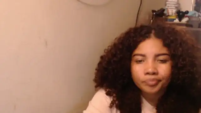 Snapshot of madelene chatting on March 6, 11:45 pm madelene online show from March 6, 11:45 pm