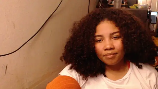 Snapshot of madelene chatting on March 17, 12:15 am madelene online show from March 17, 12:15 am